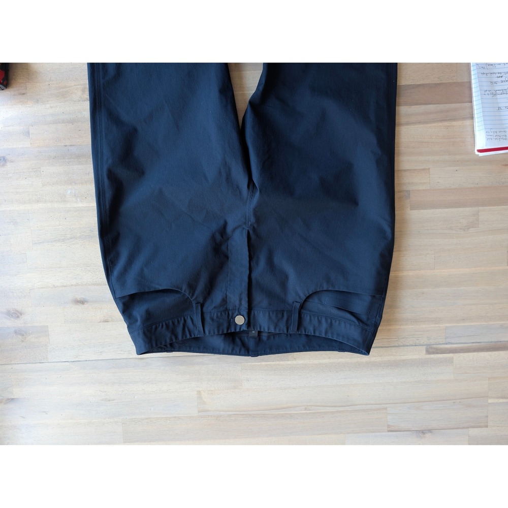 Lululemon ABC Pants Mens Size 32 Black Slim Fit Technical Fabric - Picture 3 of 8